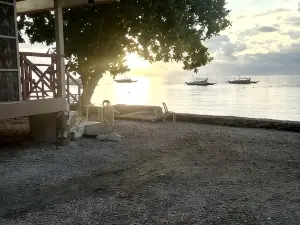 Island Front - Bangcogon Resort and Restaurant