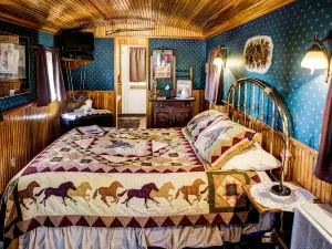 Featherbed Railroad B&B Resort