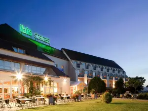 Ibis Styles Chinon