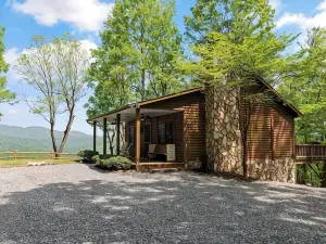 幽靜山間度假屋 - 開闊視野, 火坑, 戶外用餐, 佔地12英畝