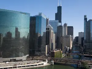 Hilton Garden Inn Chicago North Shore/Evanston
