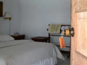 Tan Dirih Hotel Maninjau