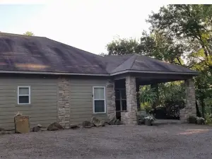 Relax at This Mountaintop Retreat