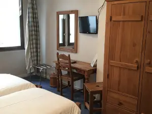 阿爾伯格里昂酒店