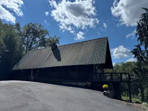 A-Frame Near Psu, Sleeps 10 + Sauna