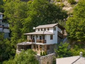 Yancheva Guest House