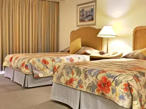 Castaways Resort and Suites