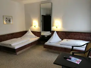 Hotel Bitterfelder Hof