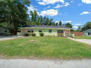Pet-Friendly Crystal River Retreat - Near Manatees & Golf