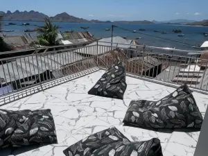 Jhuna Komodo Homestay