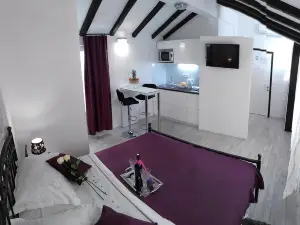 Kuzma Rooms and Apartments