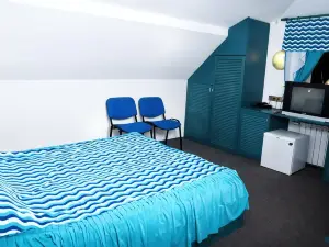 Dva Kapitana