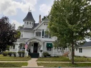 Maon House Bed and Breakfast