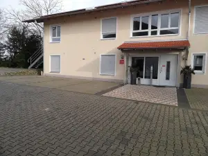 Pension Alram Hof