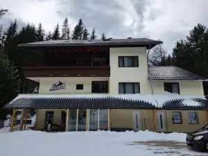 AlpenKlub Hotel