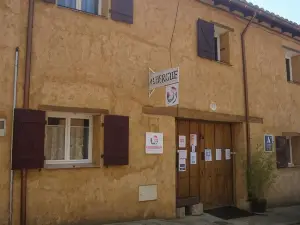 Las Hadas Albergue -Solo Para Peregrinos - Vegano -Bar