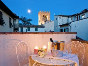 Serristori Palace Residence