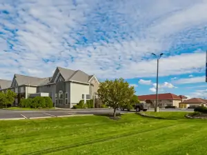 Best Western Crown Inn  Suites