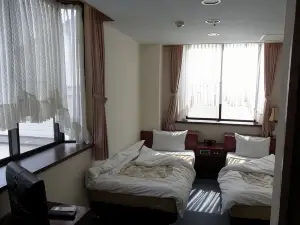 ファーストホテルいずみ