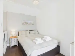 The Mews - 1 Bed Holiday Home - Langland