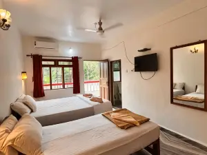 Maria Paulo Guest House Bar and Restaurant