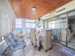 Beachcomber Bay Guest House in South Africa