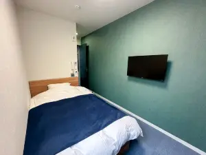 AD HOTEL