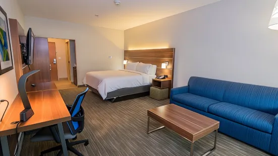 Holiday Inn Express & Suites Houston North I-45 Spring