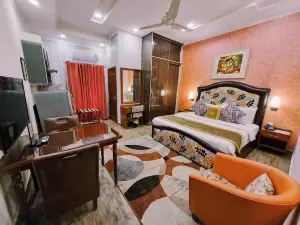 Hayyat Luxury Hotel