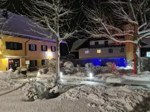Gasthof Zur Strass
