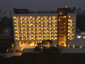 Keys Select by Lemon Tree Hotels, Kochi