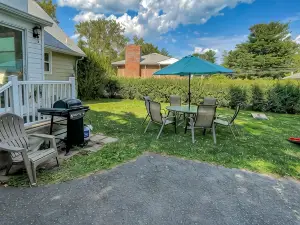 Majestic Princeton Home • Arcade • Big Yard • 4BR