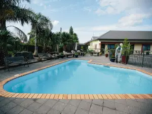 ASURE Kaimai View Motel