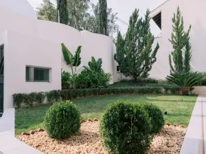 Prosper Executive Hotel