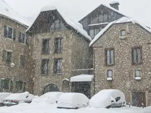 Hotel Valle de Izas