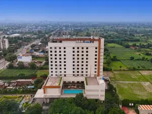 Saura Hotel, Agra - A Club Mahindra Associate