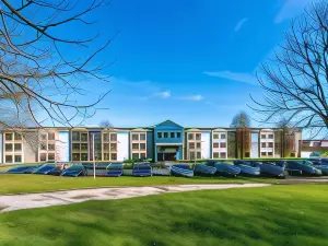 Aspire Hotel and Suites
