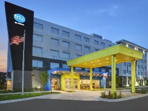 Tru by Hilton Troy Detroit