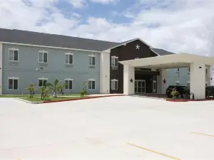 La Plaza Inn and Suites - Freer TX