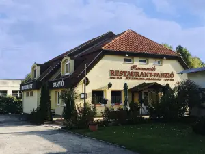 Romantik Etterem - Panzio