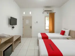 RedDoorz @ Hotel Mewah PLTU Indramayu
