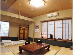 Hayakawaya Ryokan