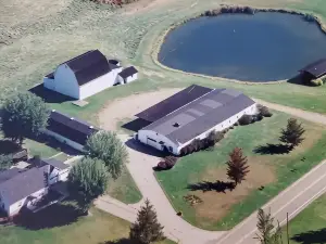 Country Rural Escape-in Southeastern Ohio-Family Retreat.