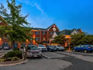 Best Western Plus Easton Inn  Suites