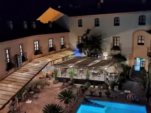 Hotel Alcázar de la Reina
