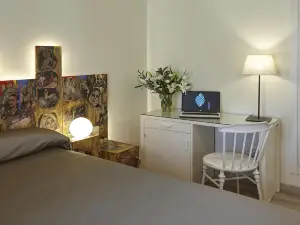 Hotel Galería Essentia