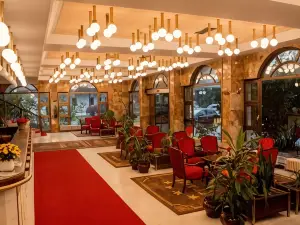 Hotel Grand