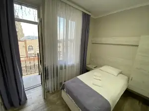 Region 01 Mini-Hotel
