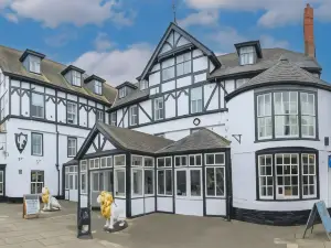 White Lion Royal Hotel