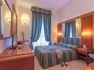 Raeli Hotel Floridia